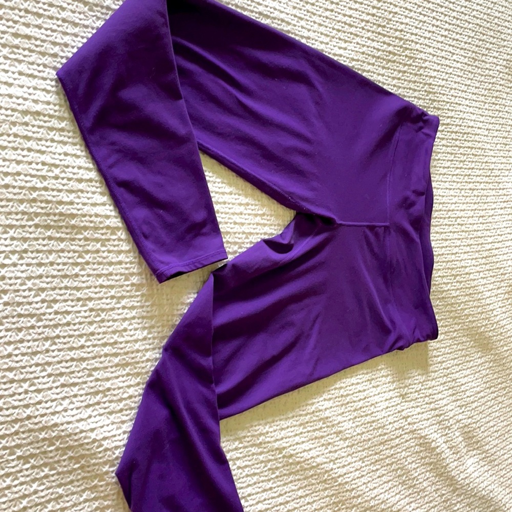 Fabletics purple leggings